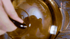 加山藥、毛豆再煮15分鐘。