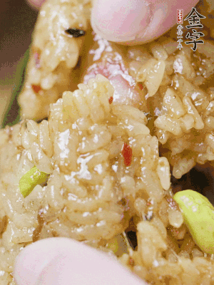 冷水下鍋煮3-4小時(shí)。